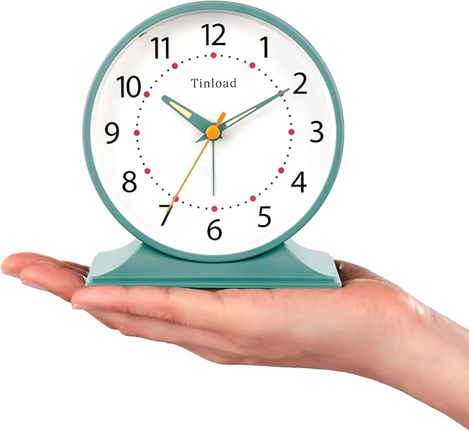 4.5" Antique Retro Analog Alarm Clock, Small Silent Bedside Desk Clock with Manual Light, Battery Operated, Snooze, for Living Room, Bedroom, Bedside, Desk(Green)