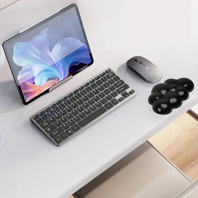 Gel Cloud Mouse Wrist Rest, Cute Wrist Support and Arm Support for Mouse Rest Typing Pain Relief，Suitable for Office/Computer/Laptop/Gaming (Transparent Black)