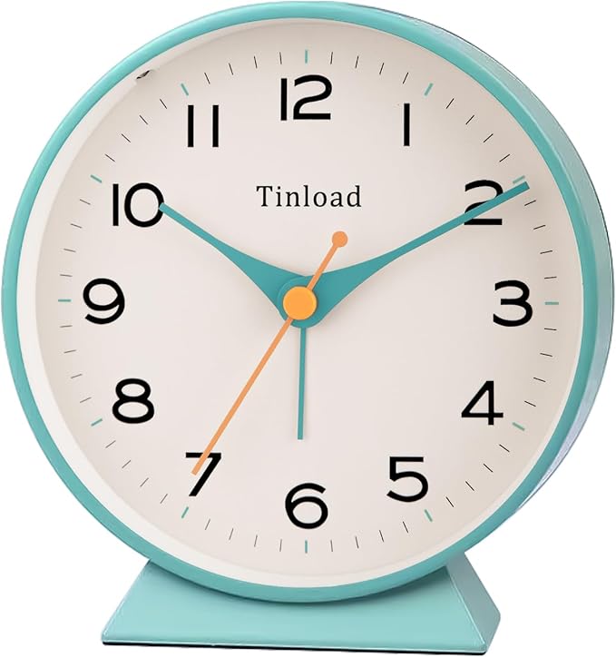 4.5" Battery Operated Retro Analog Alarm Clock, Small Silent Bedside Desk Clock,Lighted on Demand, Battery Operated, Snooze, for Living Room, Bedroom, Bedside, Desk(Green)