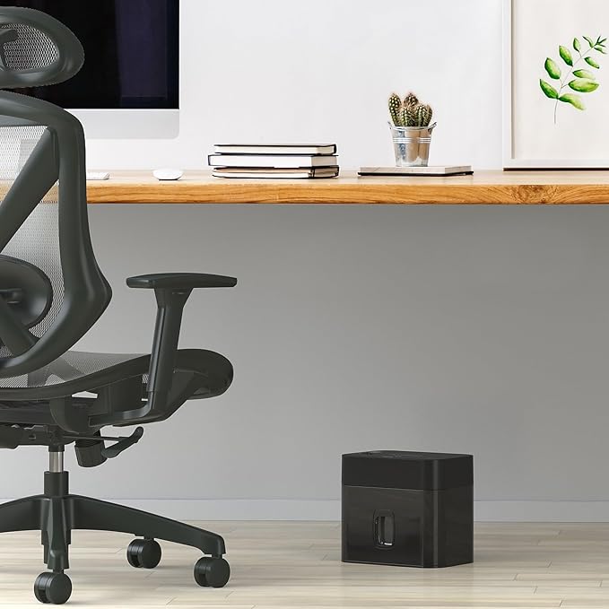 Staples 12-Sheet Micro-Cut Shredder – Compact High-Security Shredder for Home & Office, Destroys Paper & Credit Cards