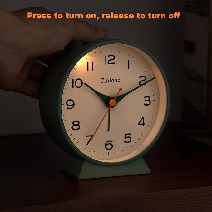 4.5" Battery Operated Retro Analog Alarm Clock, Small Silent Bedside Desk Clock,Lighted on Demand, Battery Operated, Snooze, for Living Room, Bedroom, Bedside, Desk(Green)