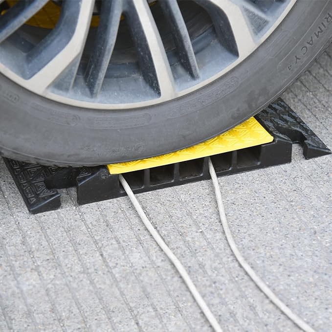 Rubber Cable Protector Ramp, Heavy Floor Cable Wire Cord Cover Speed Bumps 22000Lbs Load Capacity, Driveway Hose Cable Ramp Protective Cover for Indoor and Outdoor (5-Channel x 2Pcs)