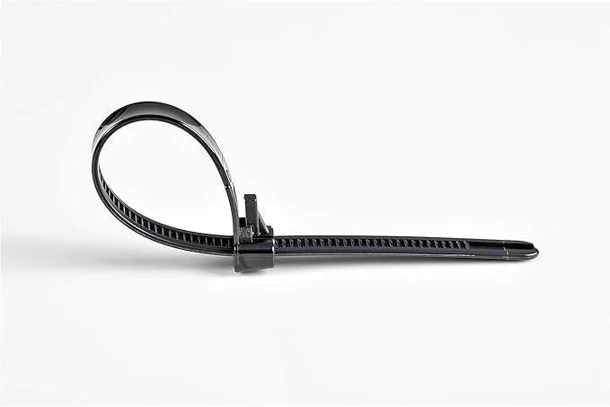 StarTech.com 10"(25cm) Reusable Cable Ties - 1/4"(7mm) Wide, 2-1/2"(65mm) Bundle Dia. 50lb(22kg) Tensile Strength, Releasable Nylon Ties, Indoor/Outdoor, 94V-2/UL Listed, 100 Pack - Black, TAA