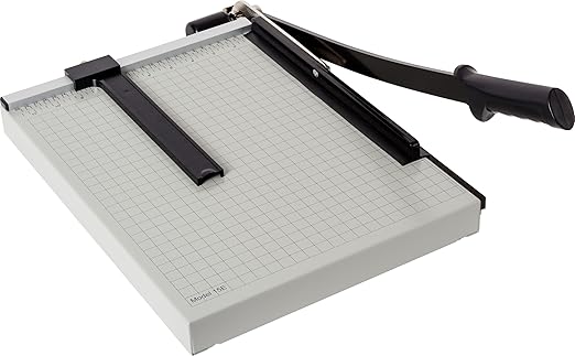 Dahle 15e Vantage Paper Trimmer, 15" Cut Length, 15 Sheet, Automatic Clamp, Adjustable Guide, Metal Base with 1/2" Gridlines, Guillotine Paper Cutter