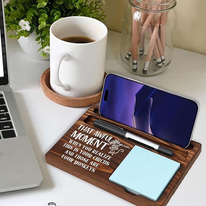 Funny Bosses Day Gifts for Women Men Manager Sticky Note Holder Funny Office Decor for Women National Boss Day Decorations Gifts for Supervisor Leader Office Desk Decor A13