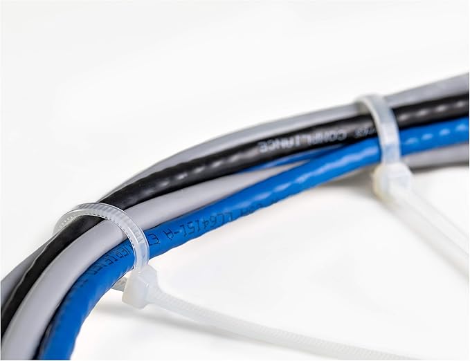 StarTech.com 8"(20cm) Cable Ties - 1/8"(4mm) Wide, 2-1/8"(55mm) Bundle Diameter, 50lb(22kg) Tensile Strength, Nylon Self Locking Zip Ties with Curved Tip - 94V-2/UL Listed, 100 Pack - White, TAA