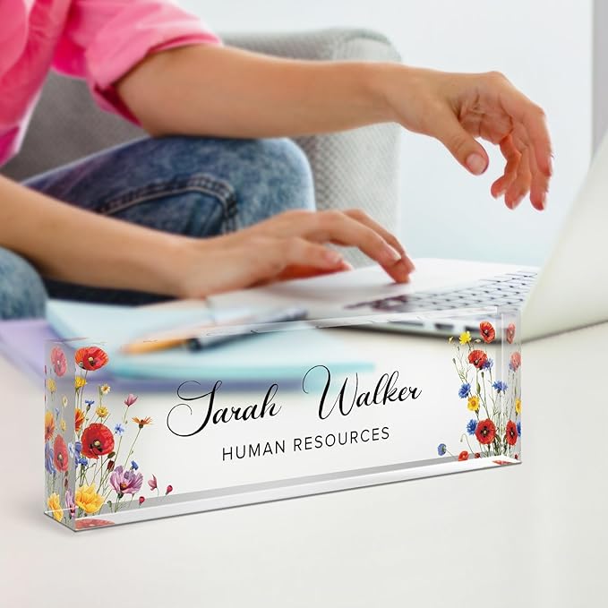 Name Plate for Desk, Desk Name Plate Personalized, Flowers Office Decor for Women Men, Acrylic Desktop Accessories, Office Gifts for Boss Nurse Teacher Coworker, Employee Appreciation Gift (Pink/Blue)