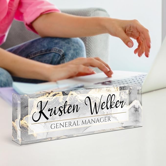 Name Plate for Desk, Desk Name Plate Personalized, Office Decor for Women Men, Acrylic Desktop Accessories, Office Gifts for Boss Nurse Teacher Coworker, Employee Appreciation Gift (Silver/Gold)