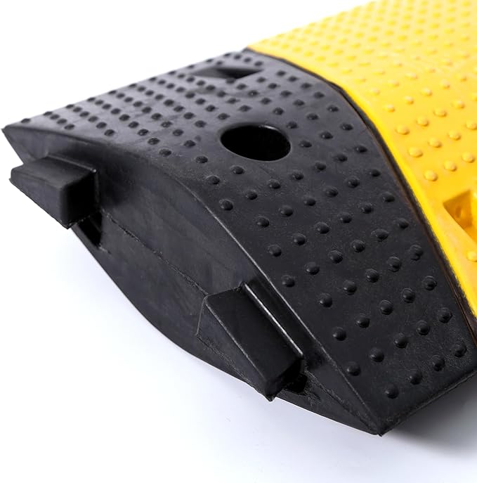 Speed Bumps for Asphalt Fold Rubber Speed Humps with Yellow Targets for Gravel Driveway Concrete Road, 1 Pack