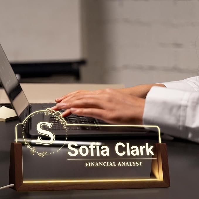 Desk Name Plate Personalized, Office Name Plate for Desks, Desk Decorations for Women Men Office - Light Up Name plate, Employee Appreciation Gifts for Coworkers