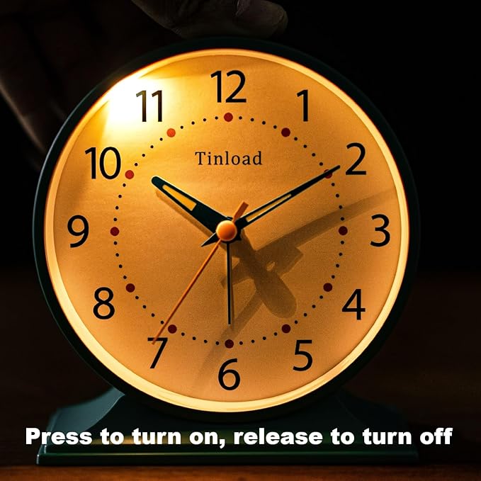 4.5" Antique Retro Analog Alarm Clock, Small Silent Bedside Desk Clock with Manual Light, Battery Operated, Snooze, for Living Room, Bedroom, Bedside, Desk(Green)